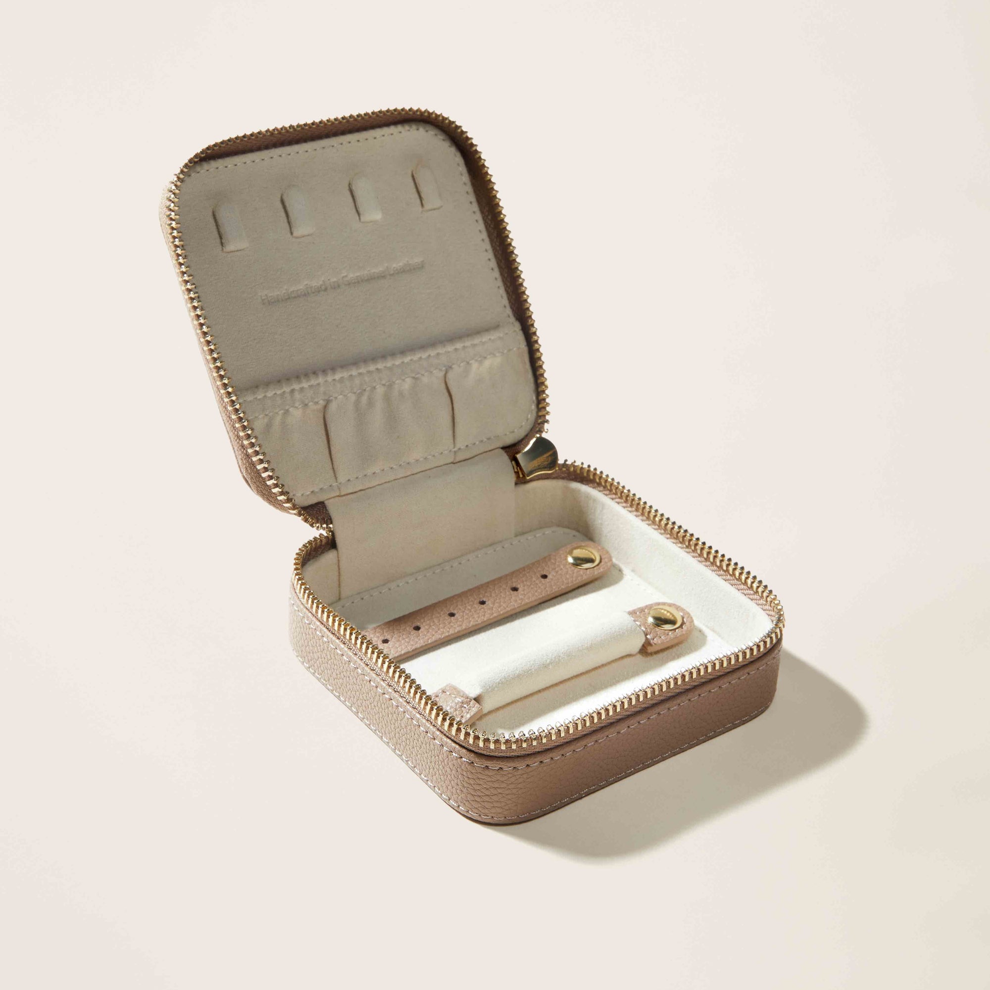 Jewelry Case_C_0190.jpeg