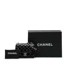 Chanel | Pre-Owned Mini Square Classic Patent Single Flap - IX | Black