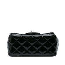 Chanel | Pre-Owned Mini Square Classic Patent Single Flap - IX | Black