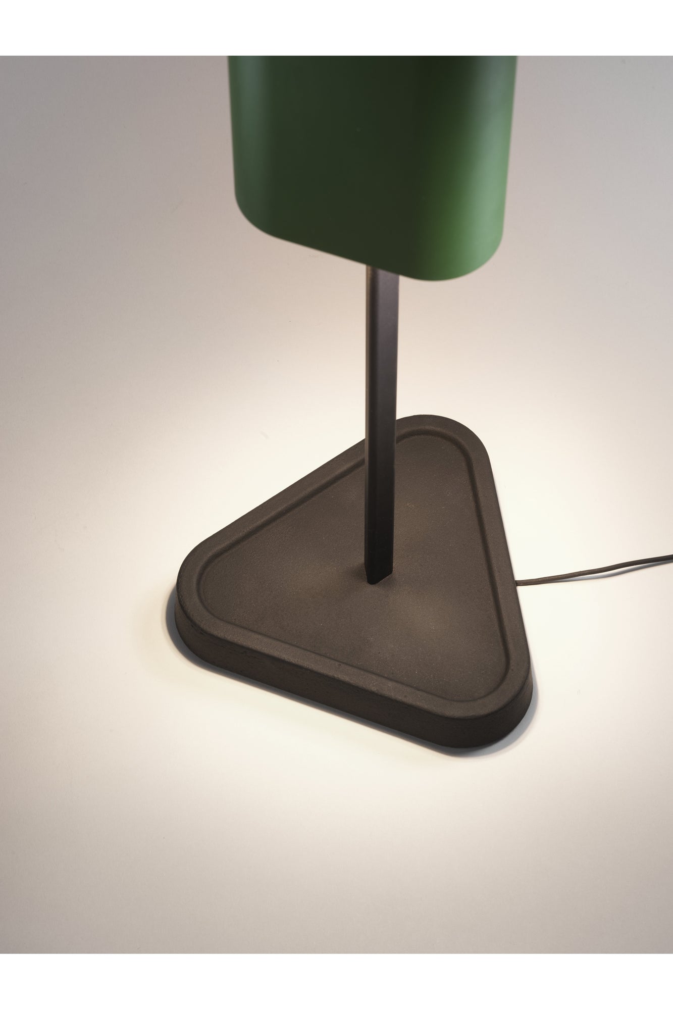 Emi Table 2700K | Green