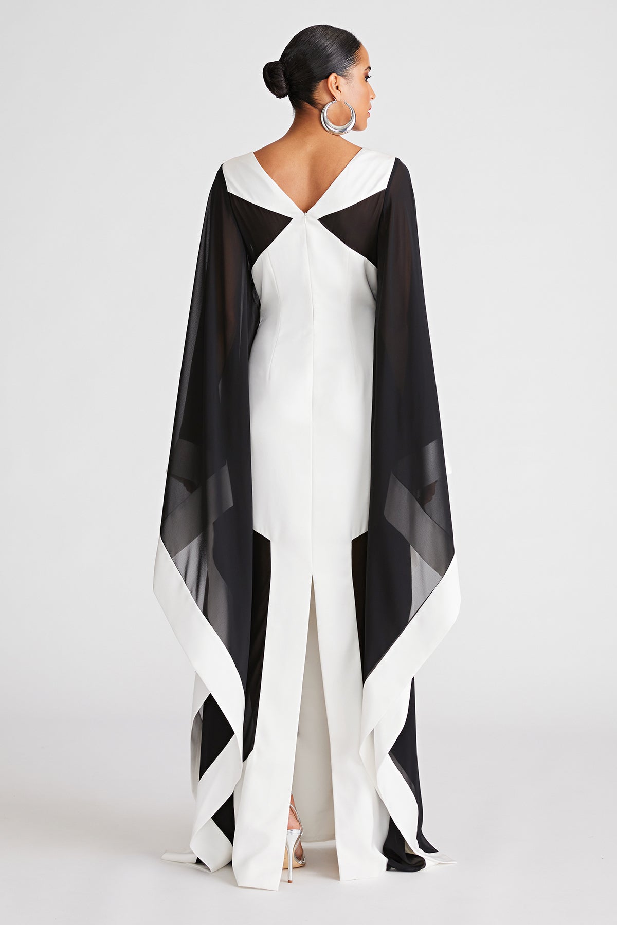 Halston | Yara Gown In Satin & Chiffon | White/Black