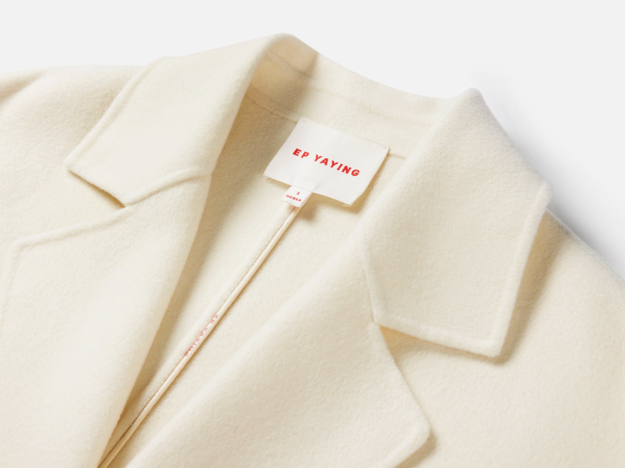 Alashan Cashmere Coat | White