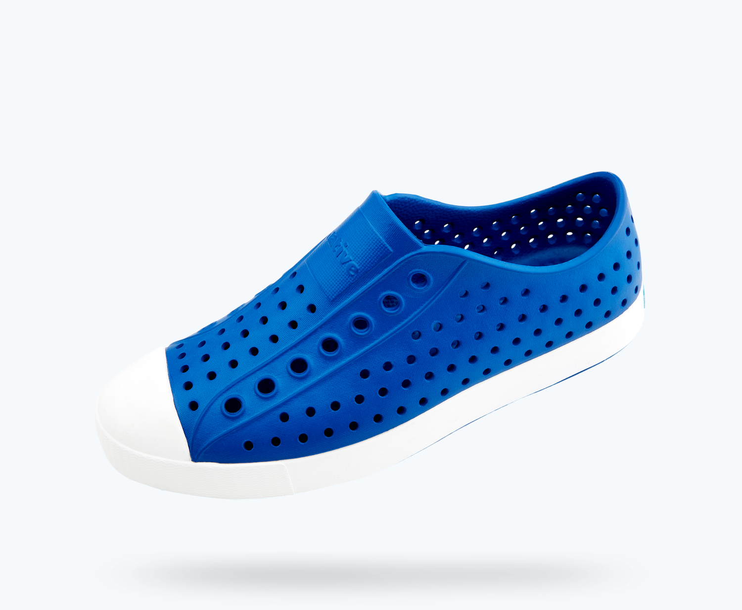 Angled view of a Native Shoes Jefferson | Victoria Blue/ Shell White Footwear