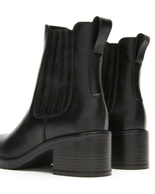 La Canadienne | Womens | LA CANADIENNE Walf City Dry Waterproof Leather Bootie | Black