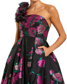 Mac Duggal | Womens | Brocade Ball Gown | Black
