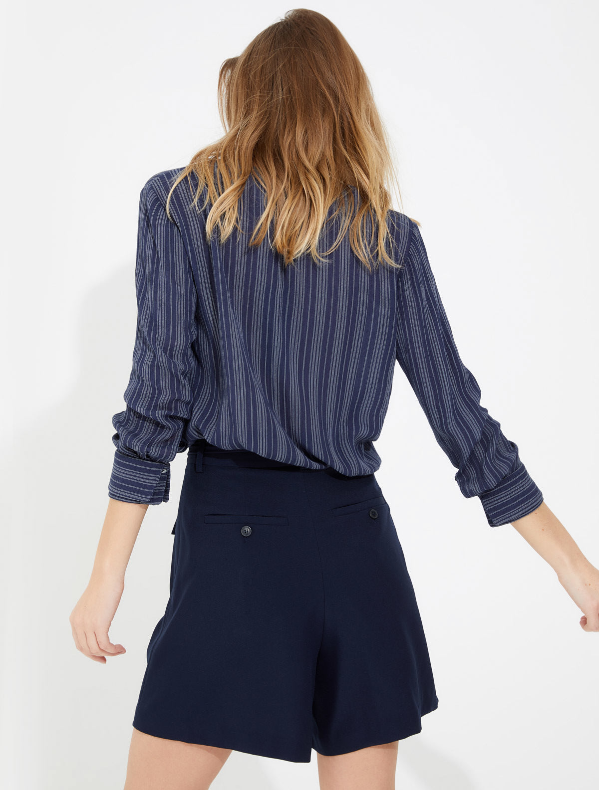 Flowy silky twill shorts - Halston