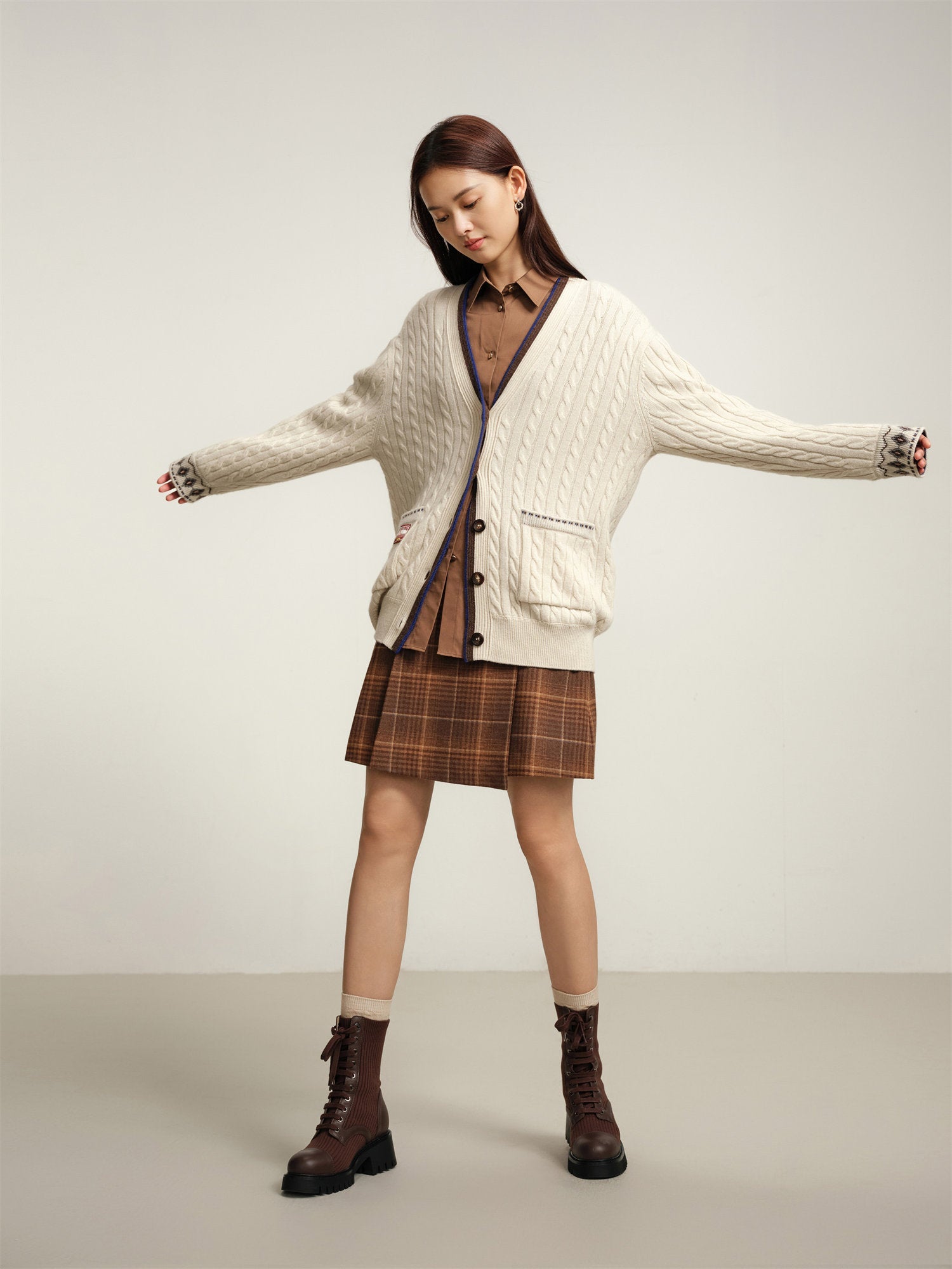 Yak Wool Ethnic Jacquard Cable Knit Cardigan | Beige