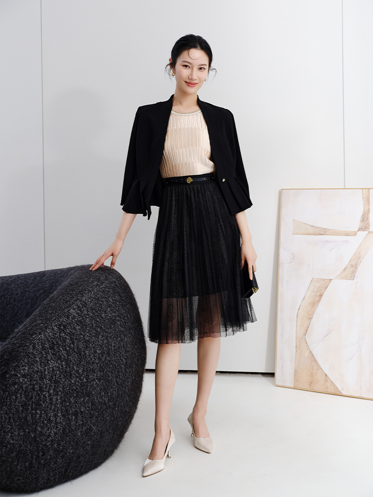 Jacquard Gradient Skirt | Black