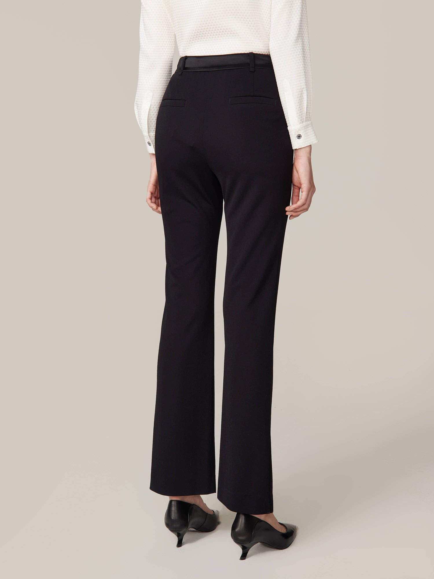 Streamlined Fit Straight Leg Pant | Black