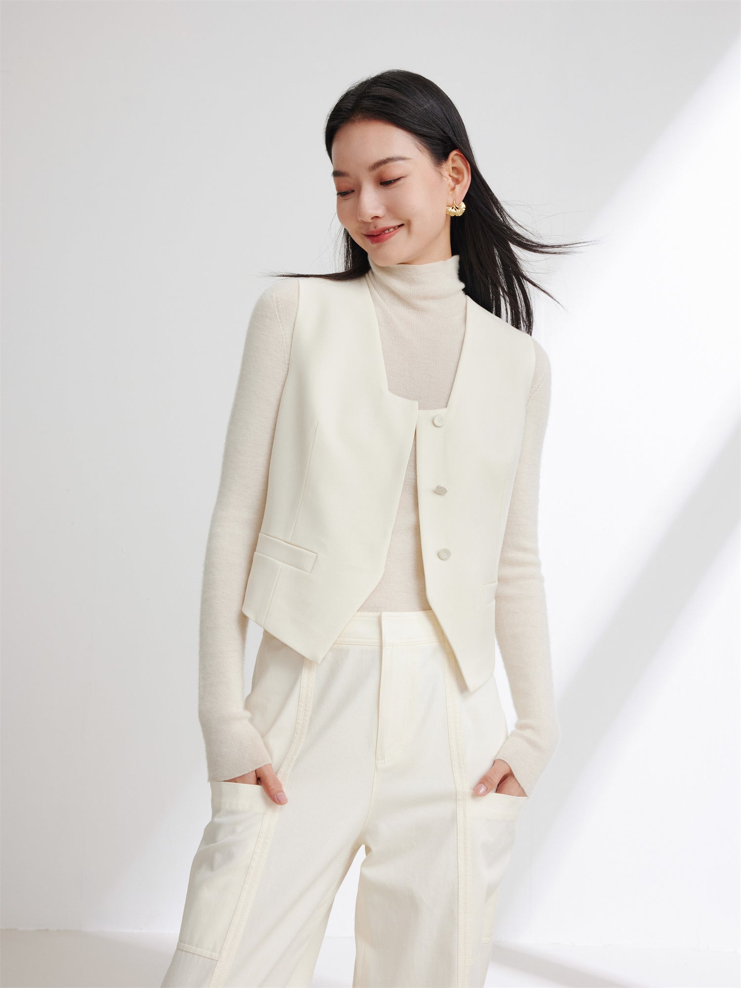 Vest | White