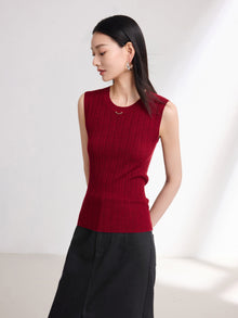 Wool Sleeveless Vest | Wine Red