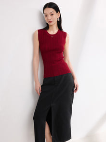 Wool Sleeveless Vest | Wine Red