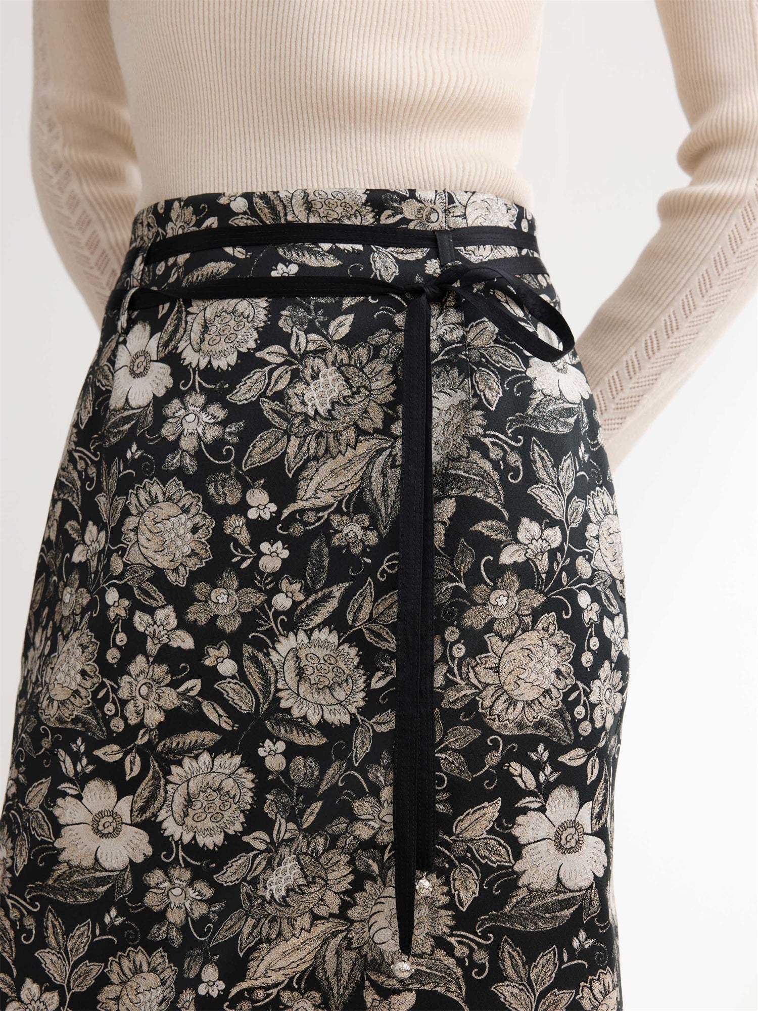 Tie Belt Skirt | Black Floral