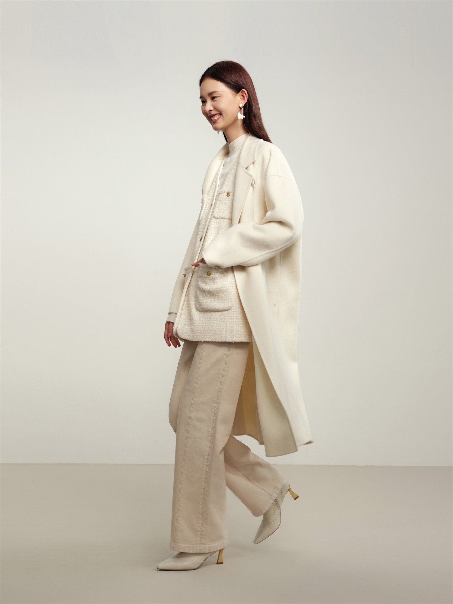 Notched Collar Cashmere Double-Breasted Coat | White