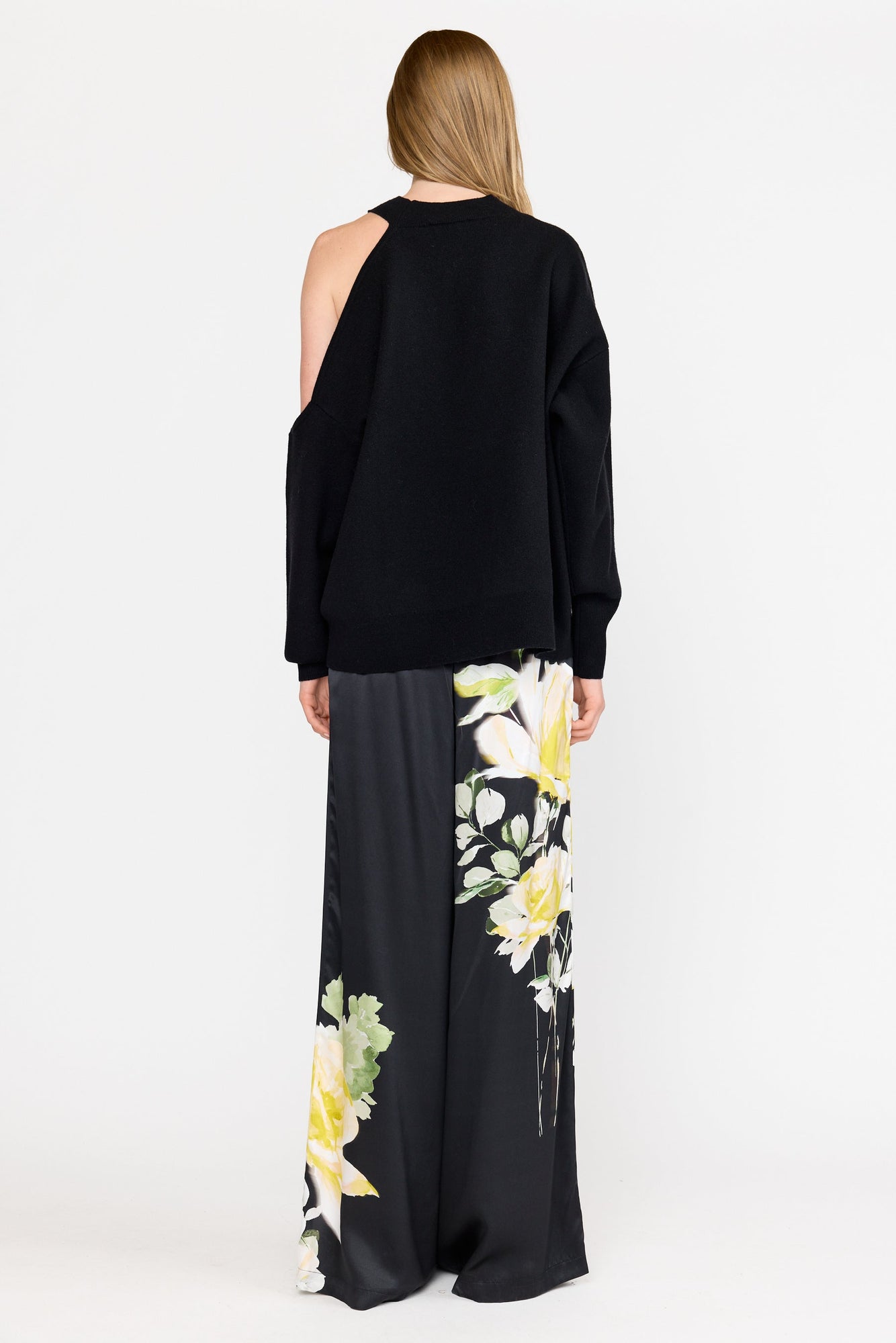 Dakota Sweater | Onyx Rose