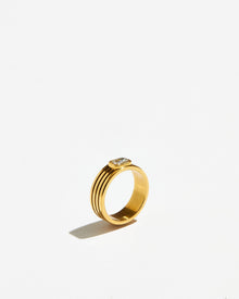 The Fluted Signet Ring | Clear