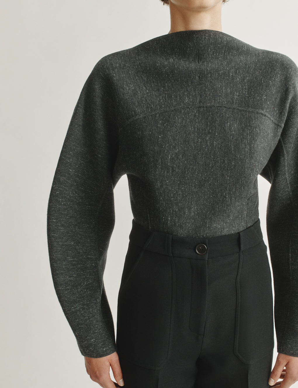 Womens | The Enzo Sweater in Wool-Silk Melange | Anthracite