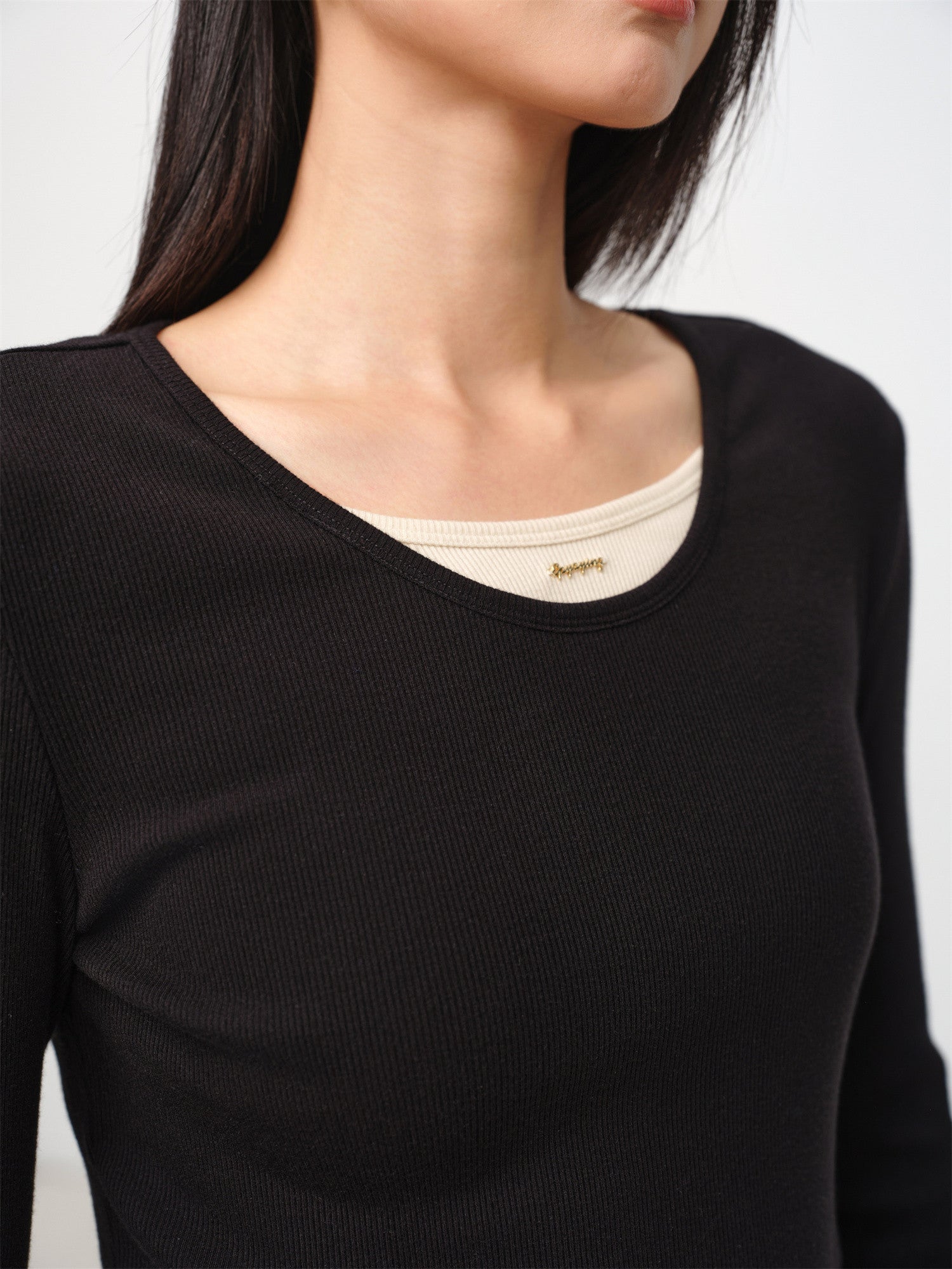 Slim-Fit Knit Base Layer Top | Black