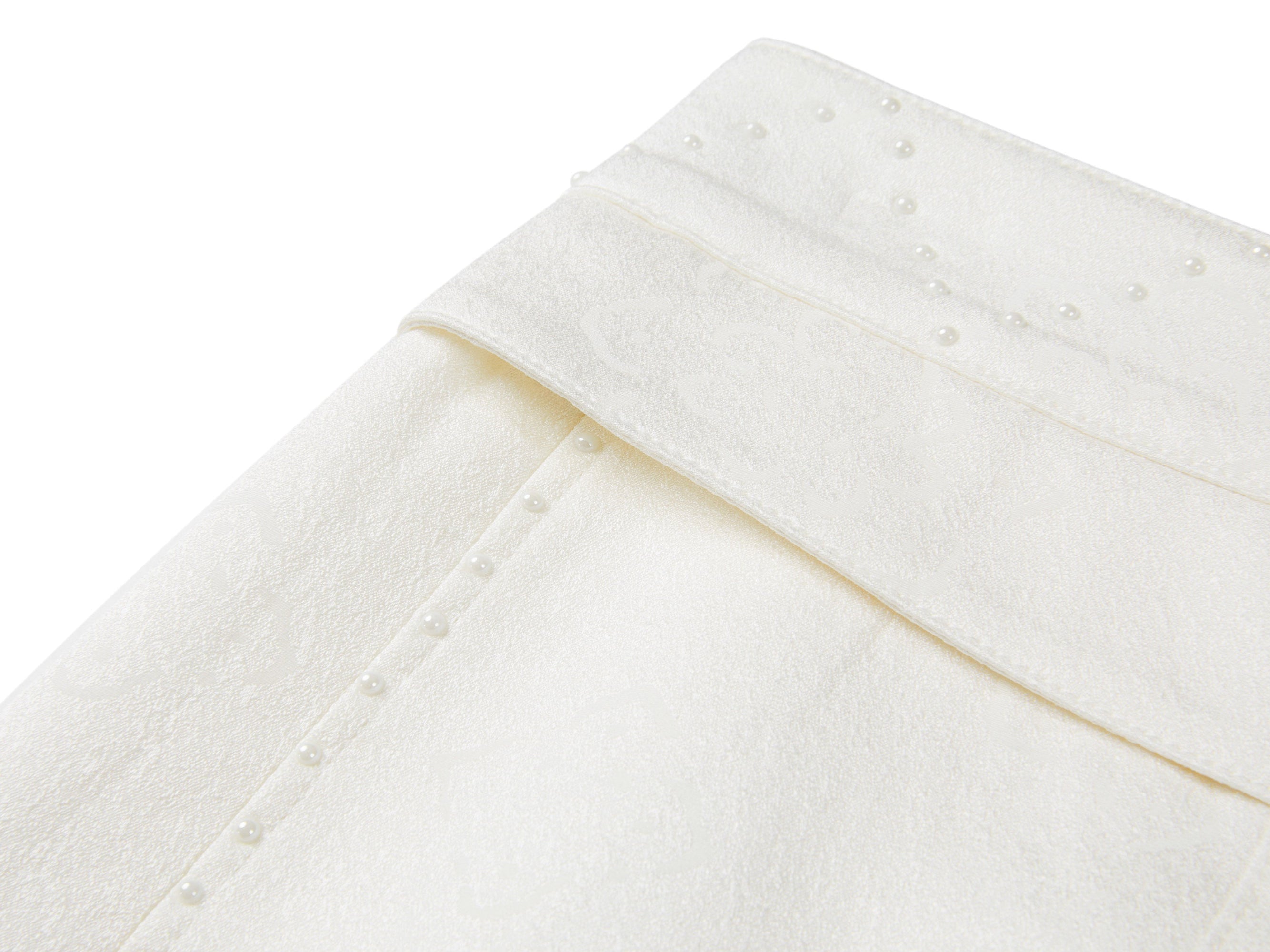 Casual Shorts | White
