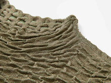 Slim-Fit Turtleneck Sleeveless Base Layer Top | Green