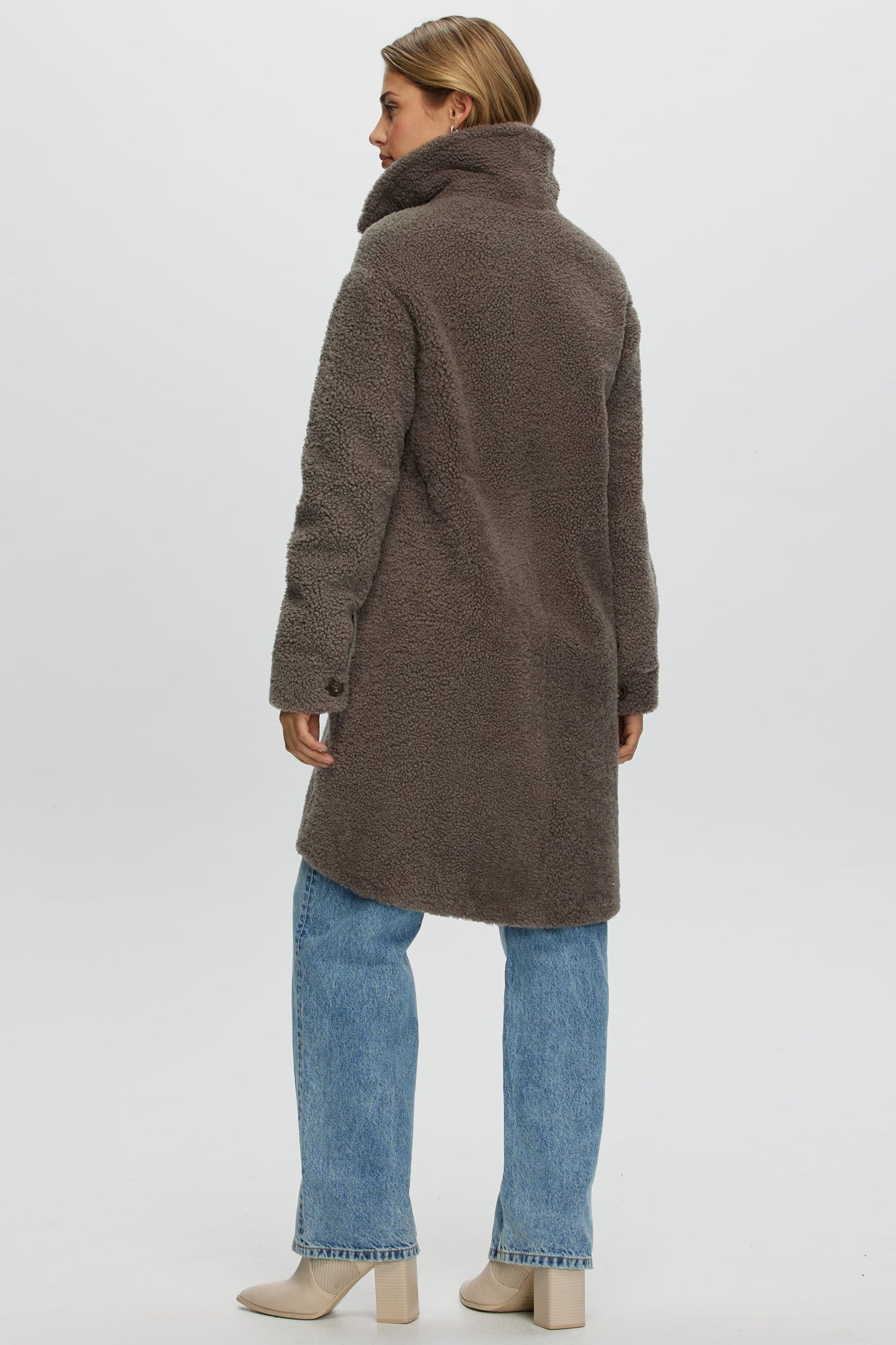 Curly Shearling Lamb Short Coat, Belt | Women | Ash Gray