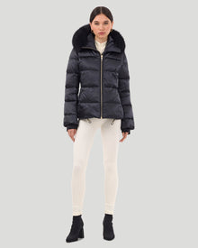 Après-Ski Jacket With Detachable Toscana Shearling Lamb Hood Trim | Women | Black x Black (V1)