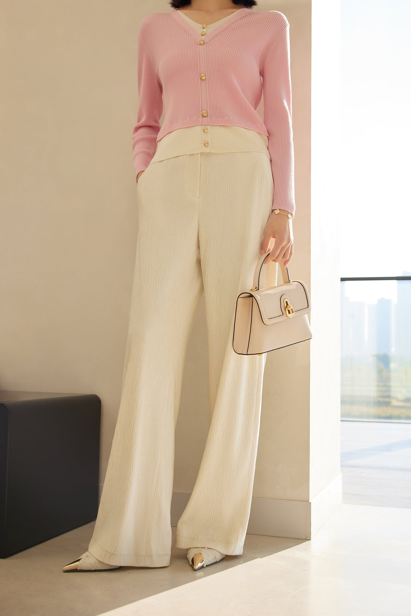Velvet Pleated Straight Pants | White