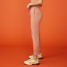 Movement Jogger | Women | Faded Rust