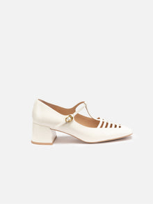 Pointed Toe Heels | White