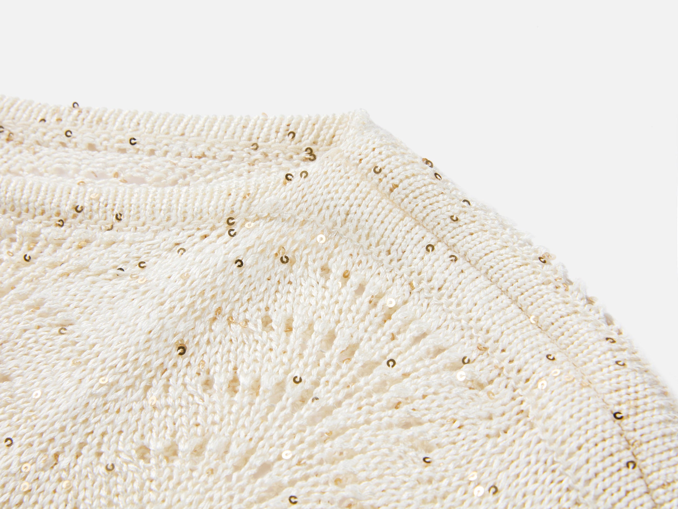 Sequin Embroidery Designer Cropped Knit Top | White