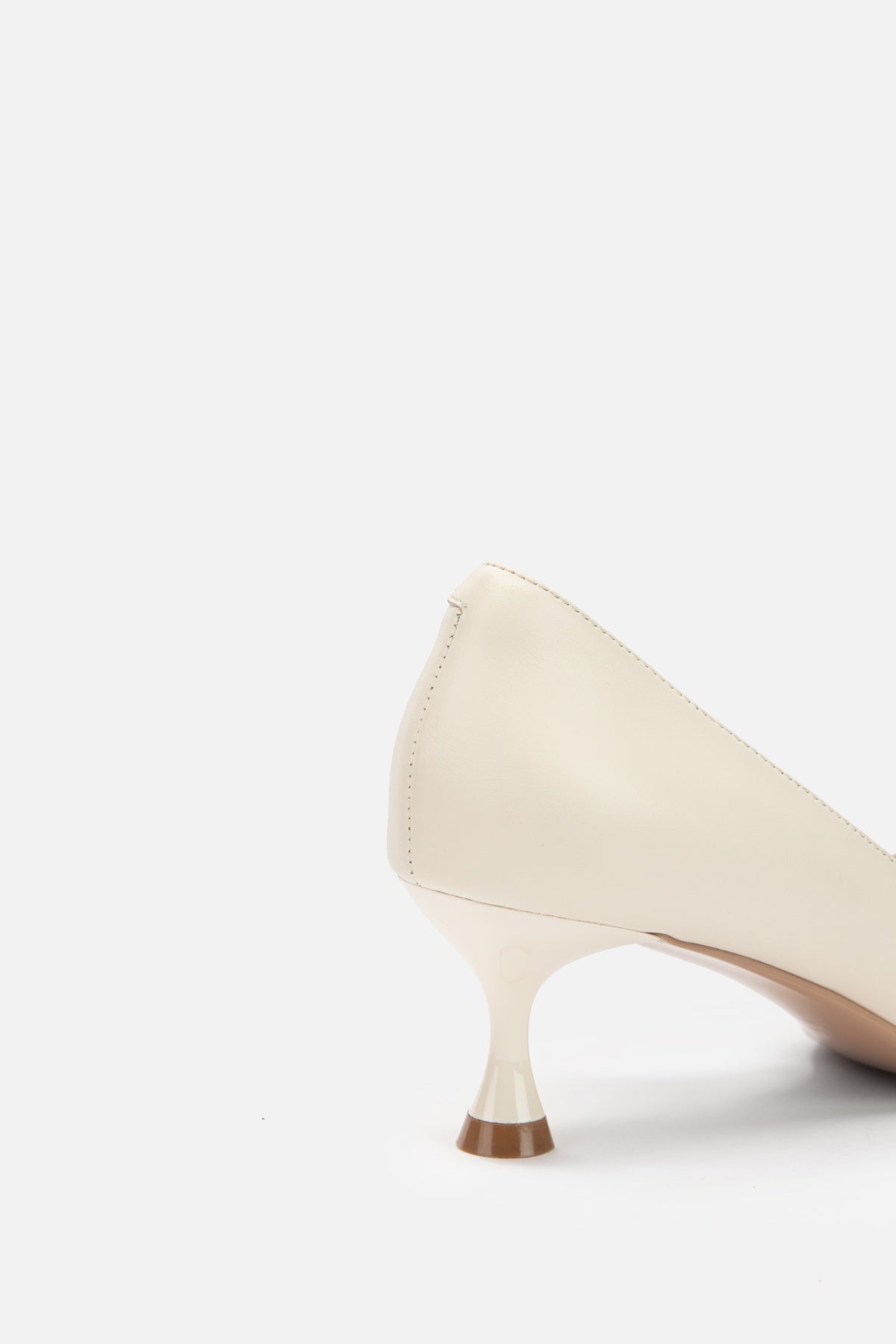 Elegance Pearl Hollow High Heels | White
