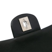 Chanel | Pre-Owned Mini Square Classic Patent Single Flap - VII | Black