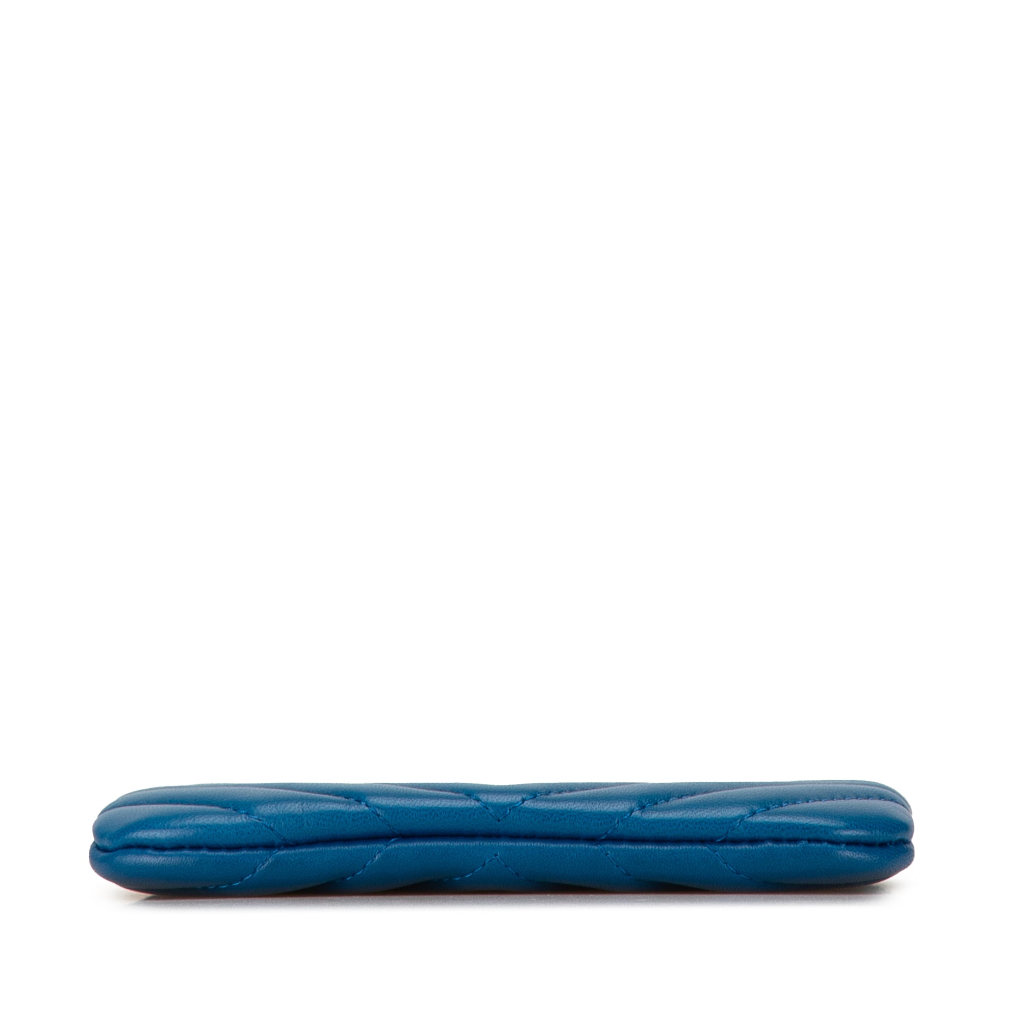 Chanel | Pre-Owned Chevron Lambskin O Case Pouch | Blue