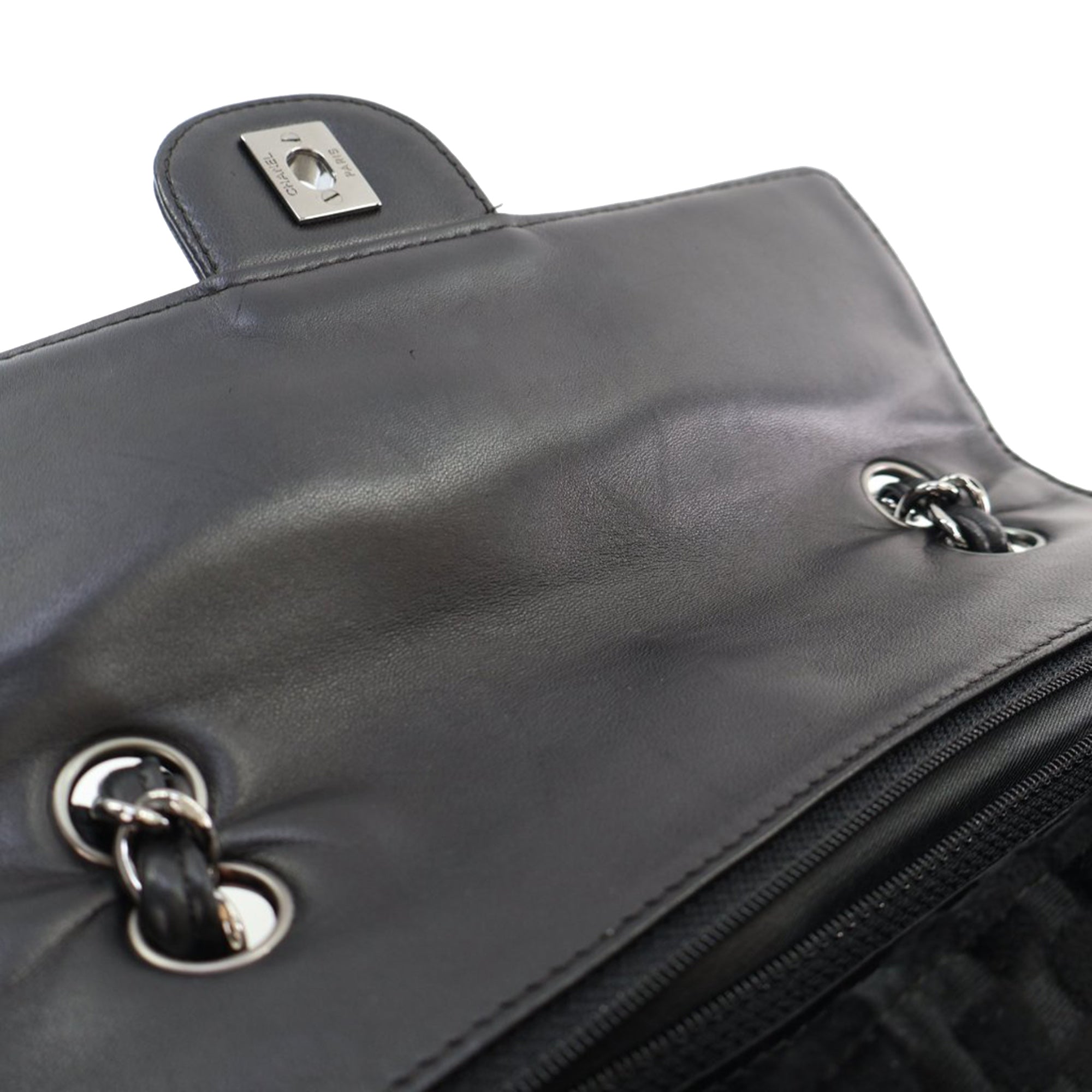 Chanel | Pre-Owned CC Check Embossed Velvet Belted Side Flap | Black