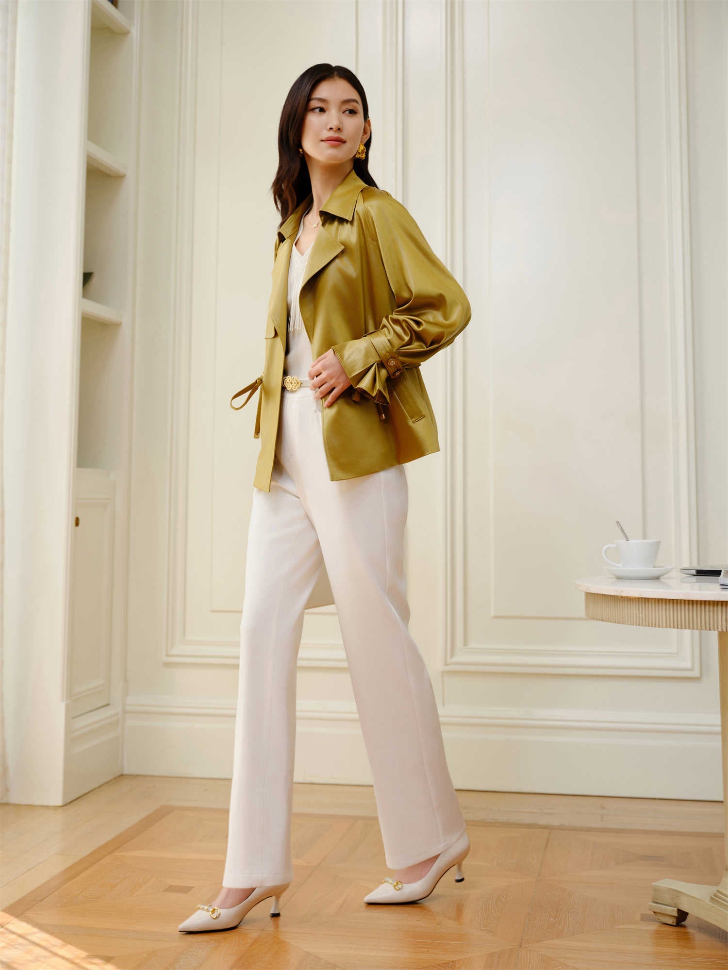Cropped straight-leg trousers | White