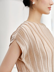lotus leaf sleeve blouse | Golden