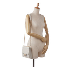 Chanel | Pre-Owned Mini Chic Pearls Crossbody | White