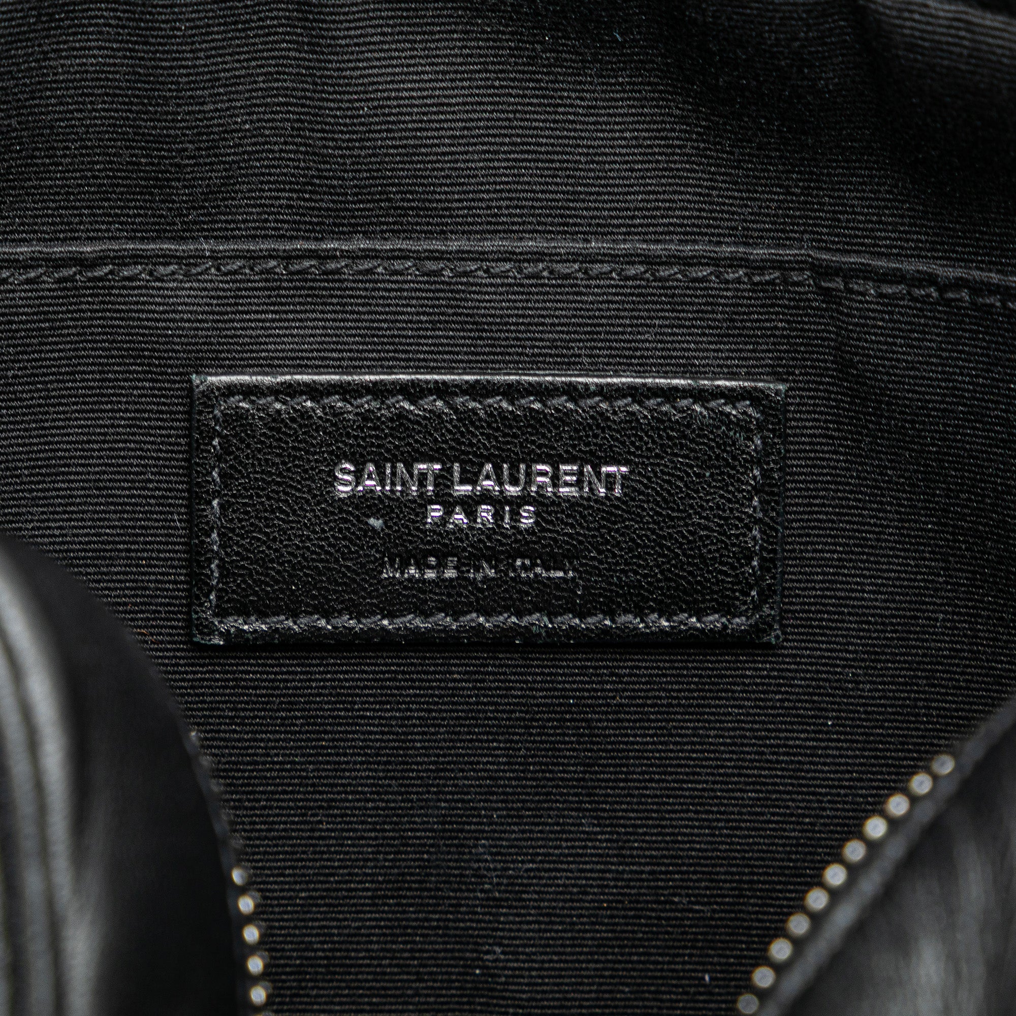 Saint Laurent | Pre-Owned Leather Heart Lou Camera Bag | Black