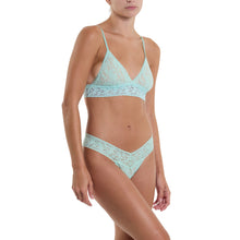 Signature Lace Low Rise Thong | Pistachio