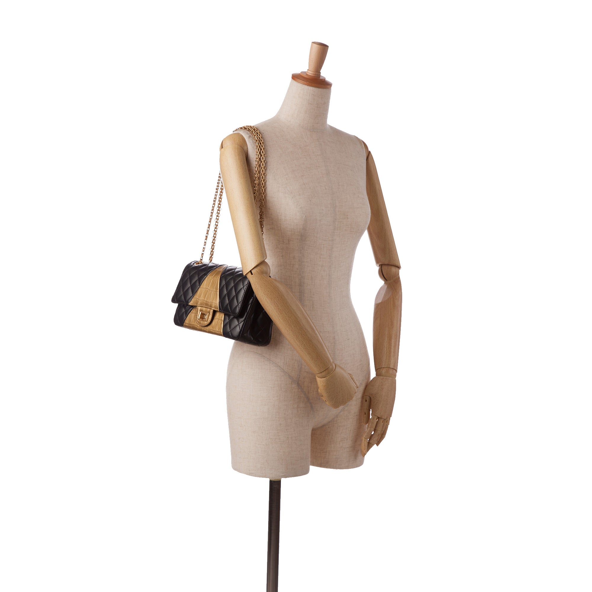 Chanel | Pre-Owned Medium Croc Embossed Lambskin 2.55 Reissue Double Flap Bag | Black/Gold