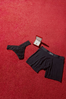 Signature Lace Original Rise Thong & Saxx Boxer Brief | Black