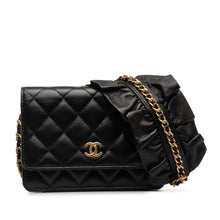 Chanel | Pre-Owned Lambskin Romance Wallet On Chain | Black