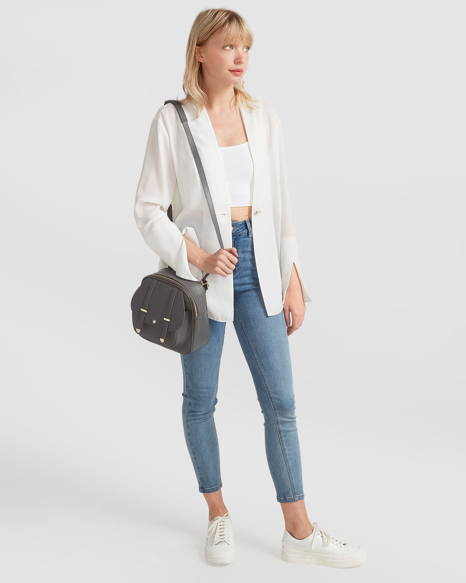 5. Sheer-Genius-Blazer-White-Bag-.jpg
