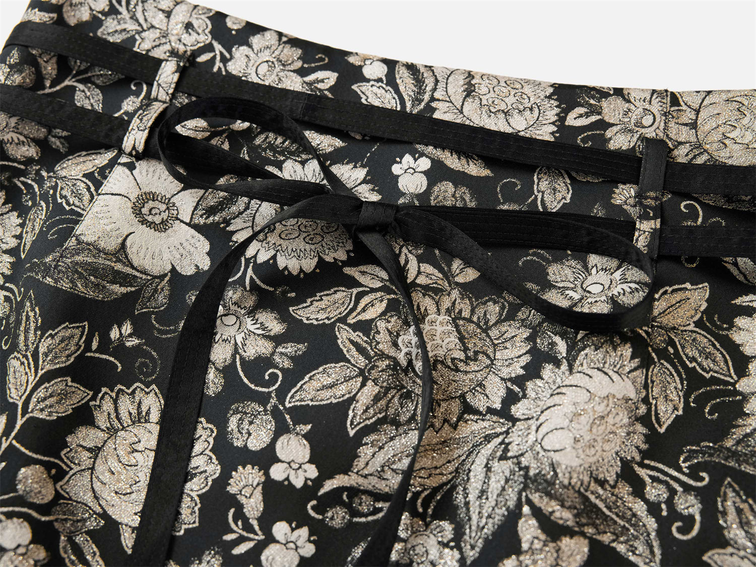 Tie Belt Skirt | Black Floral