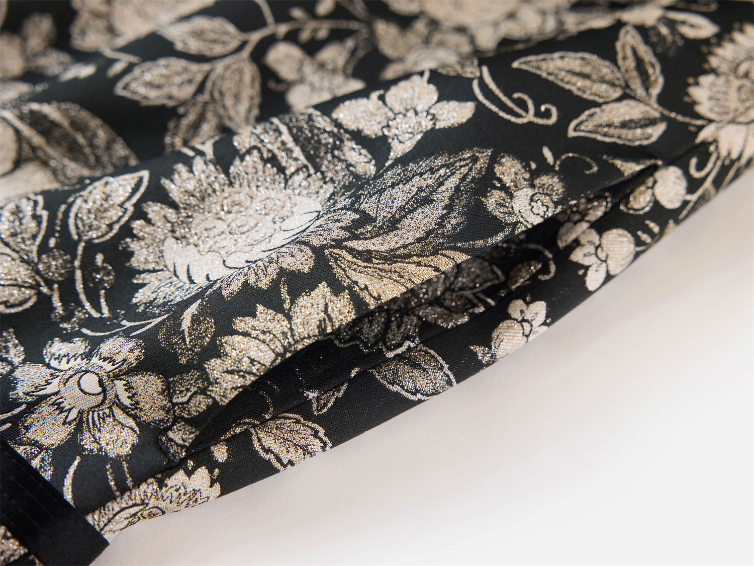 Tie Belt Skirt | Black Floral
