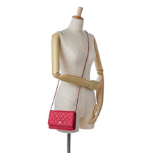 Chanel | Pre-Owned Classic Lambskin Wallet on Chain | Pink/Dark Pink