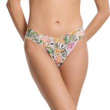 Signature Lace Original Rise Thong | Botany (White)