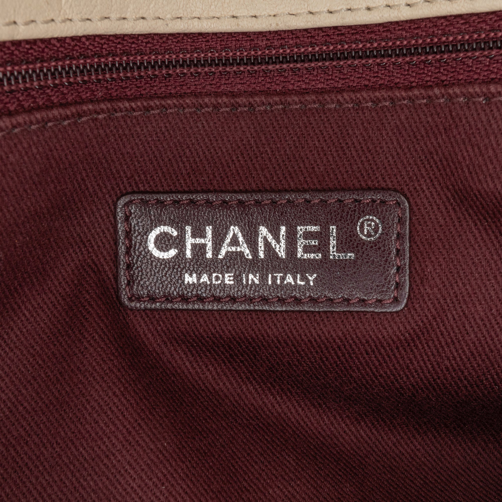 Chanel | Pre-Owned CC Quilted Calfskin Aged Shoulder Bag | White