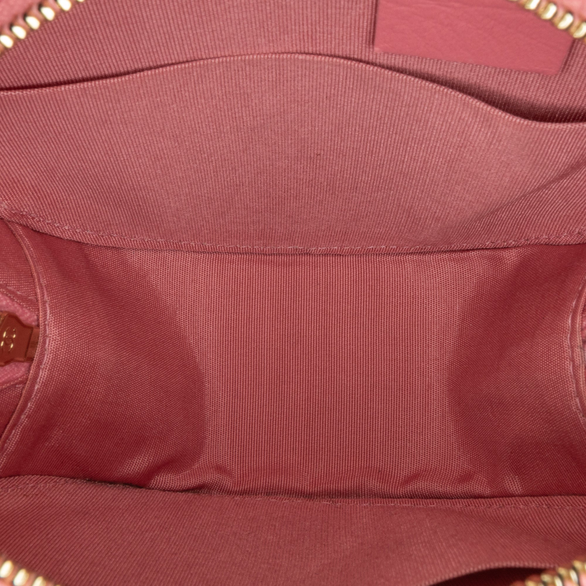 Chanel | Pre-Owned CC Quilted Lambskin Pearl Crush Round Clutch with Chain | Pink