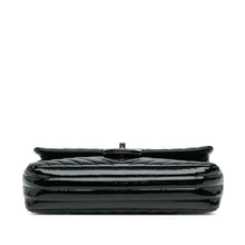 Chanel | Pre-Owned Medium Classic Chevron Patent Double Flap - I | Black